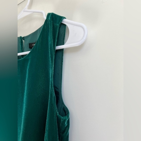 NWT J. Crew Velvet Ruffle Hem Sleeve Less Shift Dress - Picture 4 of 8